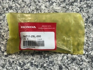 Honda OEM Intake Valve P/N 14711-Z6L-000 - Picture 1 of 2