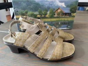 SAS Allegro Taupe Croc 6.5 Medium Women's Shoes Sandals - Picture 1 of 6