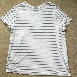 Torrid White Striped Super Soft T-Shirt - Size 3X - *GUC - Stretch - Picture 1 of 7