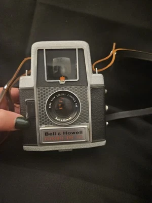 Cámara eléctrica Bell & Howell Eye 127 vintage - años 50 - sin probar Foto 1 de 4