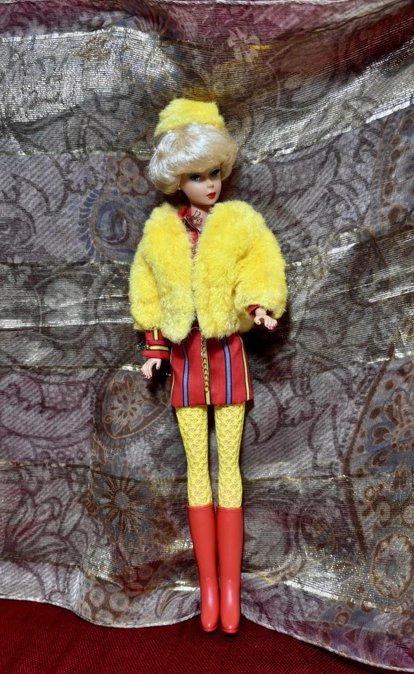 Barbie Smasheroo MOD Repro Fashion ~ Minty! INCLUDES DOLL & Silken Flame Outfit - Image 1 of 4
