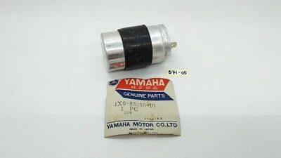 Relé intermitente indicador Yamaha 6V DT100 RS100 LS3 YB100 RS125 NOS 1X0-83350-10 Foto 1 de 4