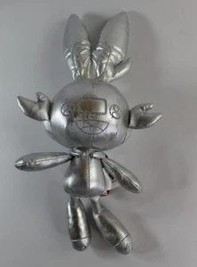 Peluche Pokemon Scorbunny Argento 14" Celebrazione 25° Nuovo con etichette - Foto 1 di 4