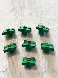 Lego 4727 Plant Flower 2x2 Leaves Angular Pack of 7 - Green