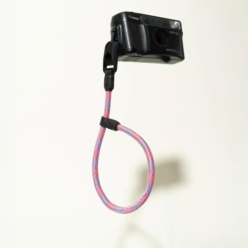 Розовый/синий регулируемый ремешок на запястье для камеры / 9 мм толщина и пиковый дизайн якорь - Изображение 1 из 4