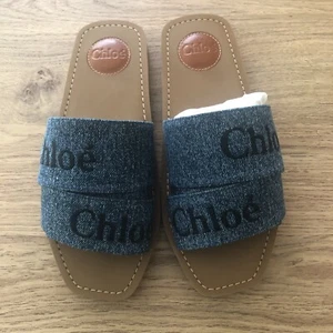 Neu im Karton 550 $ Chloé Woody Logo Denim Pantolette Sandale (Damen) in Größe 38/8! - Bild 1 von 17
