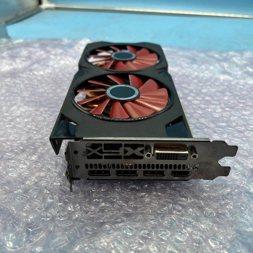 XFX AMD Radeon RX 570 8GB GDDR5 PCIe Graphics Card RS XXX Edition RX-570P8D GPU - Image 1 of 4