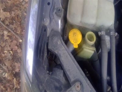 Wash Reservoir Sedan Standard Capacity Fits 04-09 MAZDA 3 3344726 - Image 1 of 3