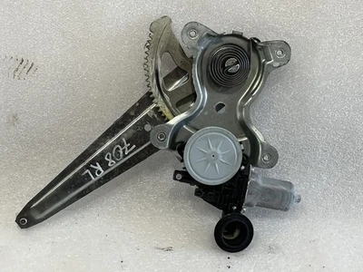 2007 LEXUS RX400H LEFT REAR DOOR WINDOW REGULATOR WITH MOTOR - Image 1 of 4