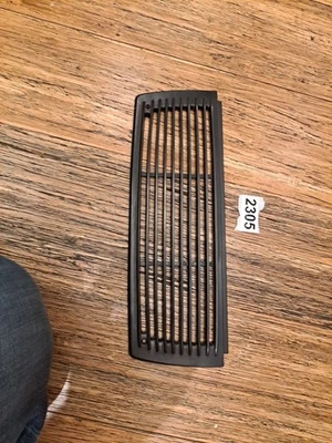 Mercedes Benz 280 SE 1970 tablero superior altavoz rejilla .W108, W109 1965-1973 Foto 1 de 4