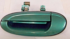1996-1999 FORD TAURUS,MERCURY SABLE OUTSIDE DRIVER'S SIDE REAR DOOR. NICE // - Picture 1 of 4