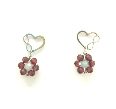 orecchini in argento 925 con cuore con infinito e fiore di granate e acquamarina - Immagine 1 di 2