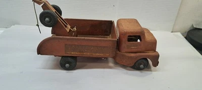 Vintage Structo Towing Service Wrecker Truck Pressed Steel Rare Complete 1950’s - Image 1 of 4