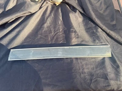 Lincoln Continental 1965 parachoques trasero inserción lado del conductor Foto 1 de 4