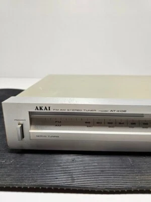 Akai AT-K02 Stereo Tuner – Gebraucht, Aktiv, Fm/Am , Servo Verbesserung, Vintage - Bild 1 von 4