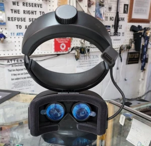 HP Windows Mixed Reality Headset 1440 2 Spatial Computing - Picture 1 of 8