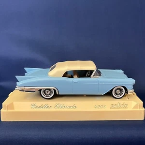 Solido Cadillac Eldorado Blue #4501 Vintage 1:43 Scale w/ Case France - Picture 1 of 7