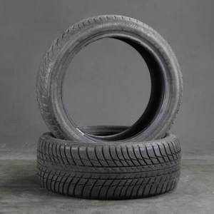 2x Winterreifen Bridgestone Blizzak LM001 225/45 R18 95H * RSC - Bild 1 von 3