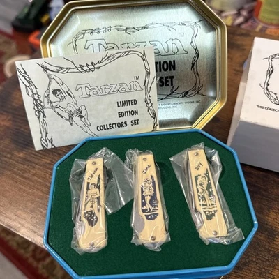 Juego de 3 navajas de bolsillo Tarzan Jane & Boy Limited caja de hojalata Edgar arroz Burroughs raro  Foto 1 de 4