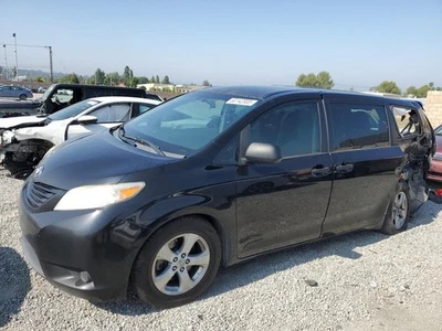 Tanque de combustible usado se adapta a: Toyota Sienna 2017 tracción delantera grado A Foto 1 de 4