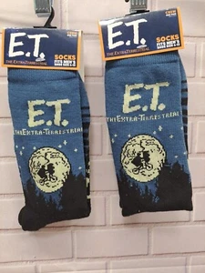 E.T. The Extra-Terrestrial Mens Crew Socks 2 Pair Blue/Black Fits Shoe Size 6-12 - Picture 1 of 5