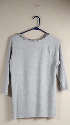 Sudadera BAILEY 44 M Gris Hecha en EE. UU. Joya Adornada Cuello Barco Dobladillo y Puño Crudo Foto 1 de 4