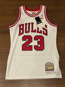 Mitchell & Ness Michael Jordan Chicago Bulls Authentic Trikot 97-1998 S 36 ECHT - Bild 1 von 5
