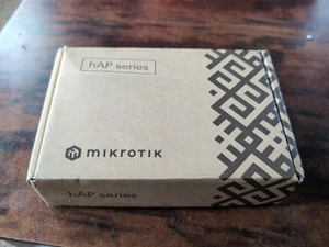 MikroTik hAP ax2(C52iG-5HaxD2HaxD-TC) - Afbeelding 1 van 4