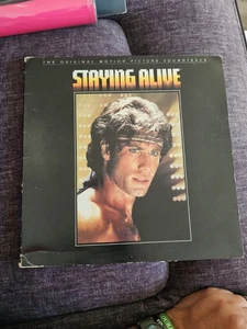 LP 33 GIRI Staying Alive (The Original Motion Picture Soundtrack) Vinyl Siehe Bild - Bild 1 von 6