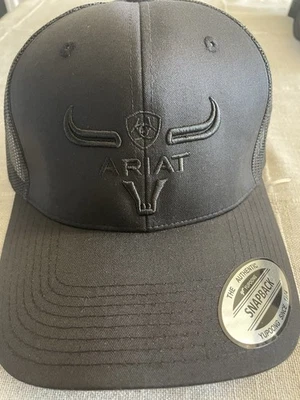 Sombrero Ariat cuerno largo Foto 1 de 3