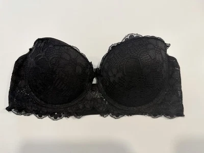 Sutiã sem alças Nanette Lepore preto renda 36C - Imagem 1 de 4