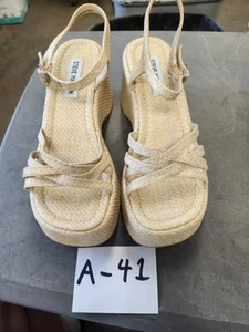 STEVE MADDEN WOMENS Crazy 30 Wedge Sandle Shoes Brand New Size 8 1/2 Medium... - Picture 1 of 9