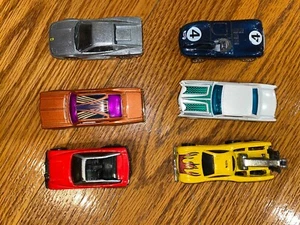 Hot Wheels Lot Of 6 Sports Cars Excellent Used Condition - Picture 1 of 5