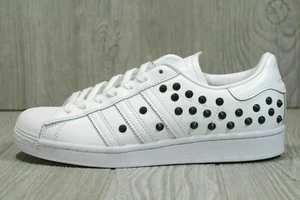 adidas Originals Superstar White Women's Size 7 Studded Spikes Black FV3344 - Picture 1 of 6