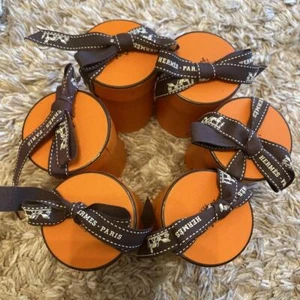 HERMES Twilly Box 18 Stück schwarz Band orange - Bild 1 von 4
