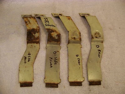 Plymouth DS 1959 soporte de refuerzo de puerta interior deportivo suburbano Fury Savoy Foto 1 de 2