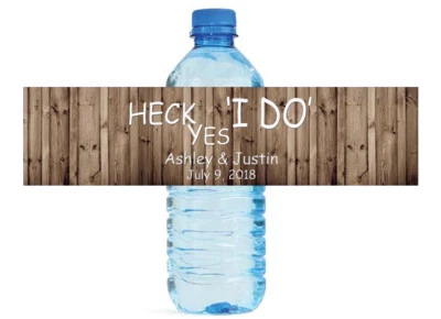 Etiquetas de botellas de agua de boda de madera rústica Heck Yes I do ideales para bodas Foto 1 de 4