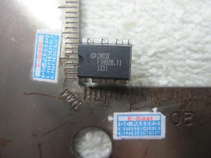 2pcs CM 03X CMO3X CM03XIP CM03X DIP8 IC Chip - Bild 1 von 1