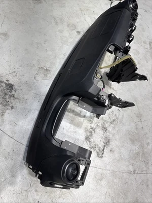 2017-2024 Nissan GTR GT-R R35 Oem Dashboard Dash Panel 68200-6AV5A - Image 1 of 4