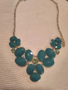 DANA BUCHMAN Teal Floral Statement Chain Necklace Green & Clear Rhinestones - Picture 1 of 4