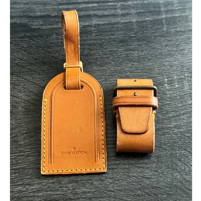 Auténtico juego de etiquetas y bolsa de equipaje con nombre de cuero Louis Vuitton Vachetta SN927 Foto 1 de 4