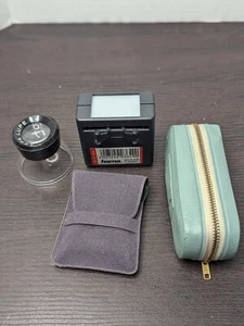 Vintage camera accessories LOT with slide viewer, 8x magnifier, early fan flash - Picture 1 of 9