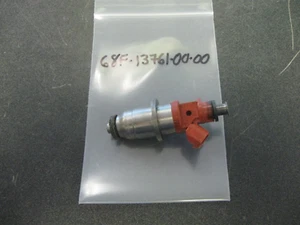 Conjunto de inyector de combustible fueraborda Yamaha 68F-13761-00-00 2003 Z200 BIN0243 - Imagen 1 de 10