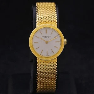 Patek Philippe Calatrava Lady 60s 18 Kt Gold Ref 3276 Manual Serviced + Box - Picture 1 of 11