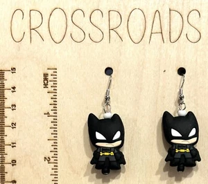 Pendientes de cuentas focales de 2,25" x 0,8" - Batman #BE053 - Imagen 1 de 1