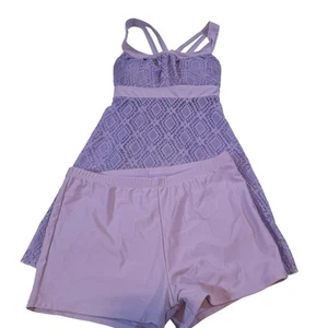 Zweiteiler Badeanzug Damen helllila M Blumenmuster Spitze Oberteil mit unifarbenen Shorts - Bild 1 von 15