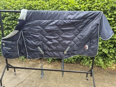 6’0 Horze Stable Rug Medium Weight  - Image 1 of 4