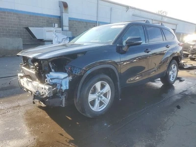 Passenger Tail Light Quarter Panel Mounted Fits 20-24 HIGHLANDER 2056305 - Image 1 of 4