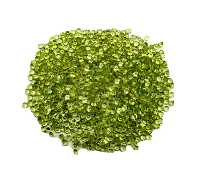 Natural Peridot Round Cut Loose Gemstone Lot 100 Pcs 3 MM - Image 1 of 4