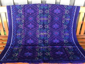 Blanket Hand Woven Motif Premium Endek Bali Indonesian Culture 220x105 cm-Purple - Picture 1 of 4